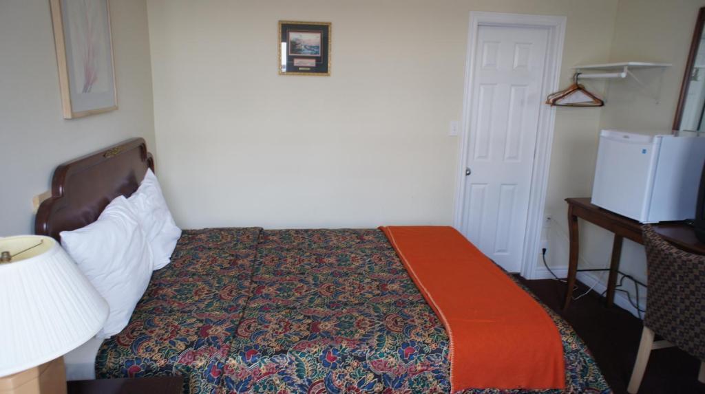 Downtown Hotel 2*